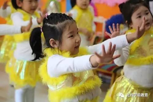 最新幼儿律动小班，最新幼儿律动小班活动指南