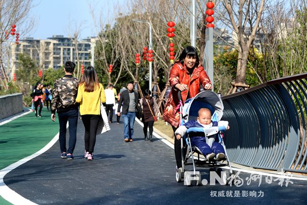 江滨散步的最新消息新闻，城市绿色步道的新动态，江滨散步新动态，城市绿色步道最新消息新闻